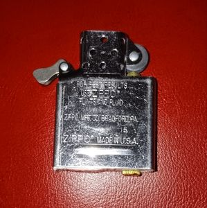 Zippo insert